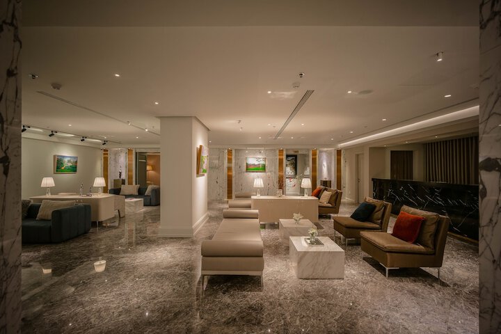Hotel Interior 7 of 91