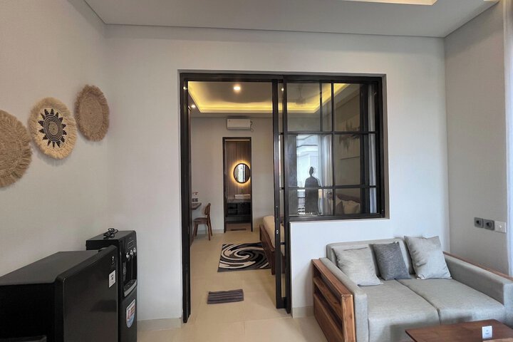 Room 50 of 86