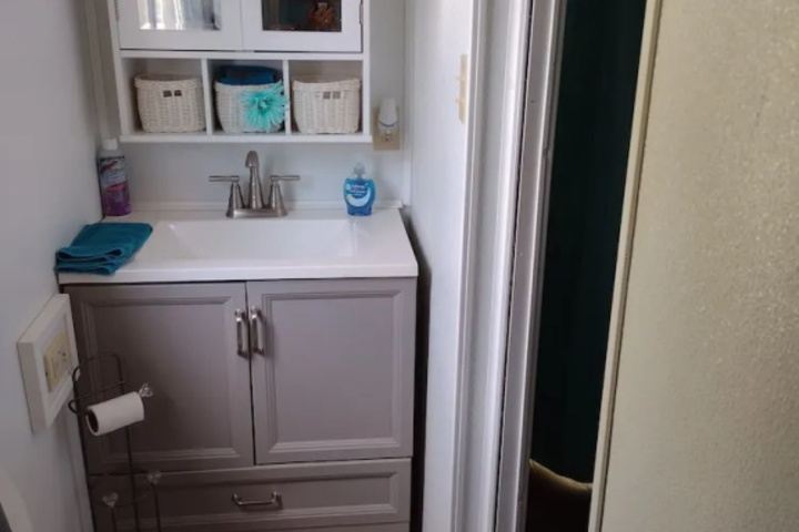 Room 5 of 19