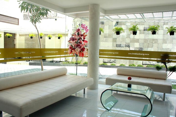Hotel Interior 5 of 52
