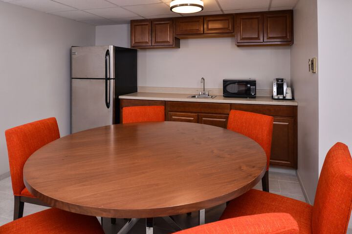 Room 15 of 51