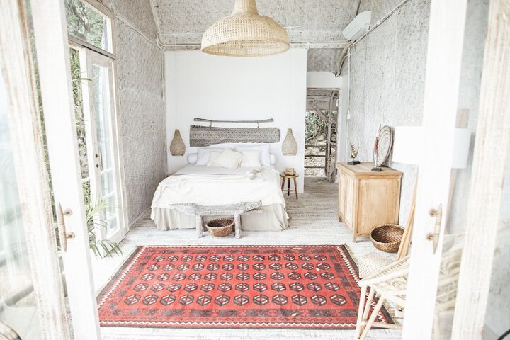 Room 8 of 28