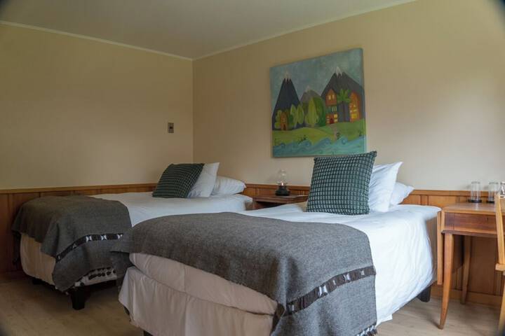 Room 7 of 25
