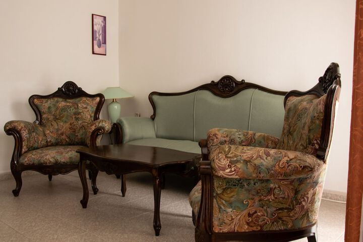 Room 18 of 52