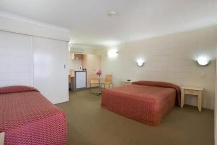 Room 16 of 26