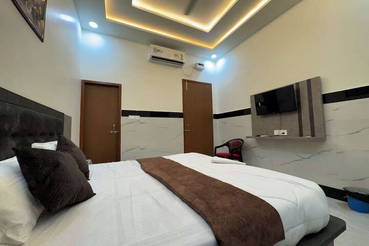 Room 10 of 57