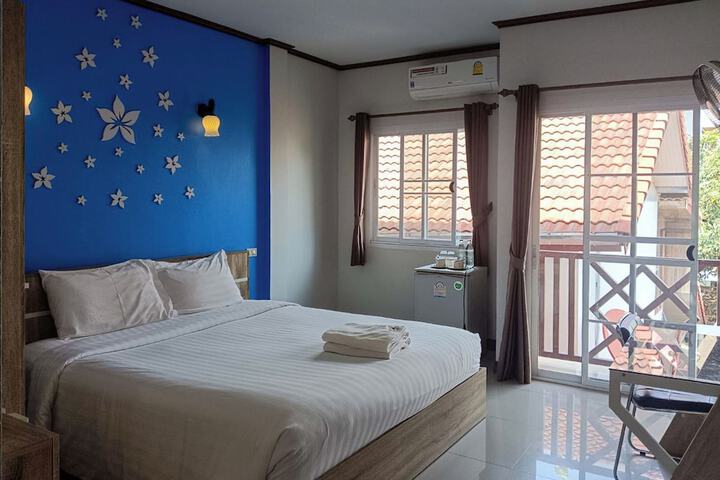 Room 16 of 31