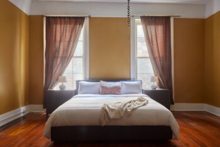 Room 14 of 60