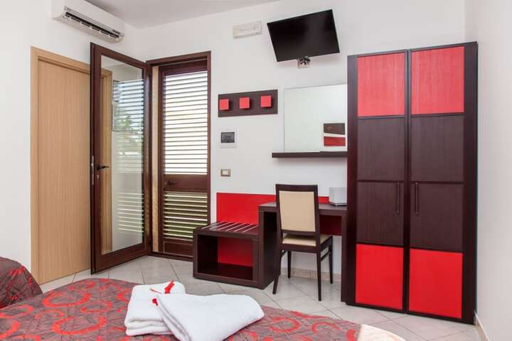 Room 20 of 50