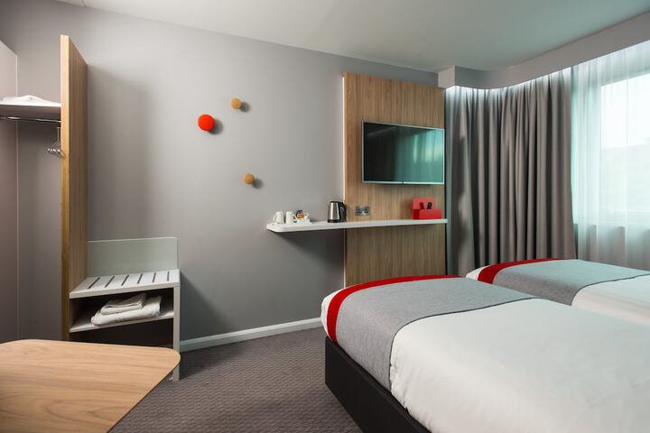 Room 12 of 58