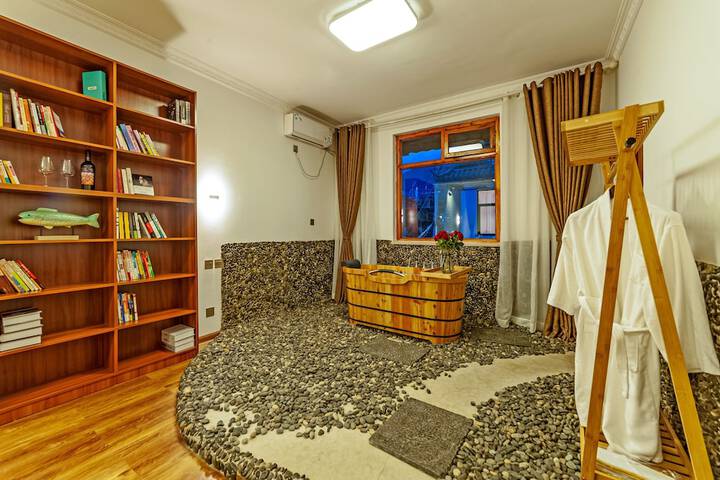 Room 27 of 40