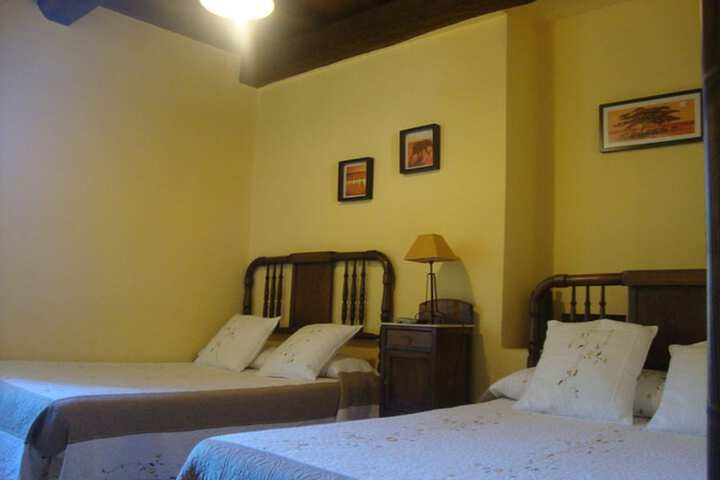 Room 4 of 53