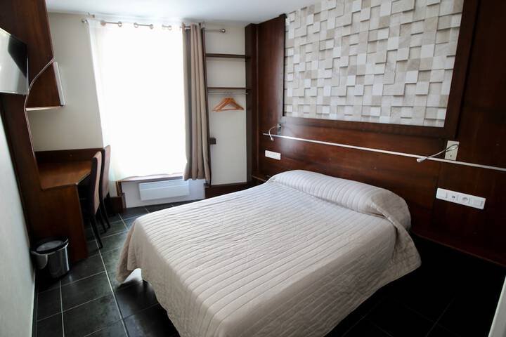 Room 13 of 71