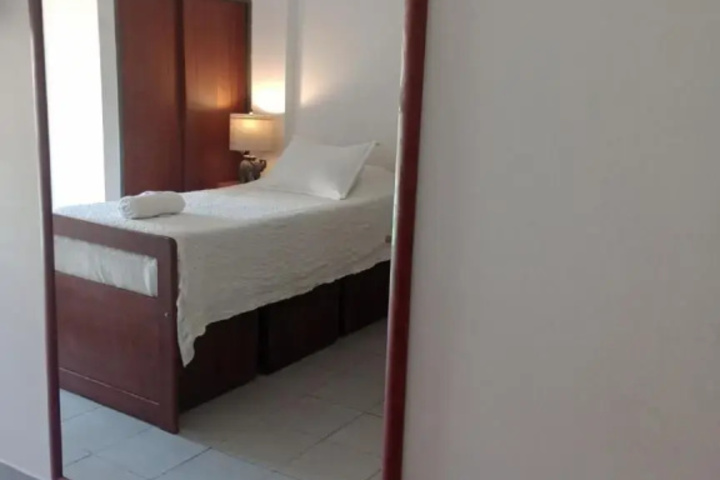 Room 5 of 20