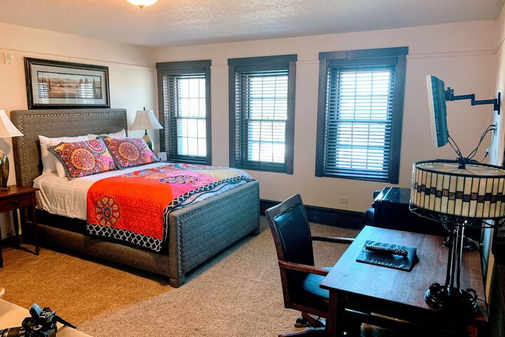 Room 11 of 70