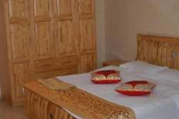 Mingjia Hotel