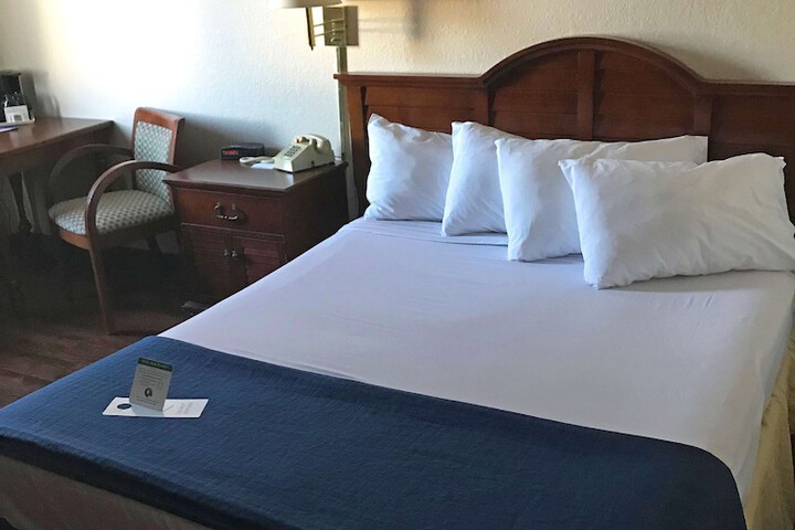 Room 3 of 7