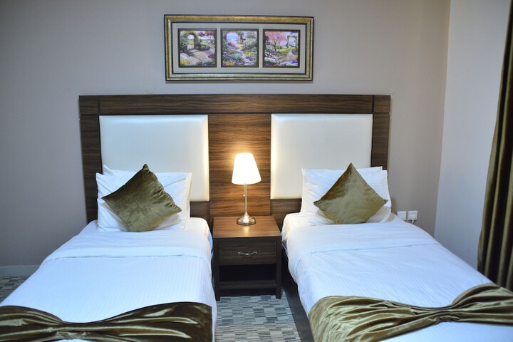 Room 15 of 39
