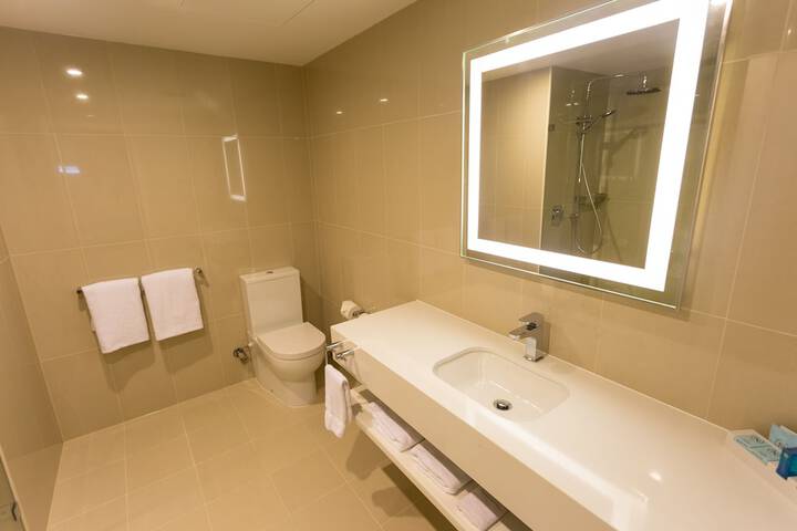 Room 5 of 50
