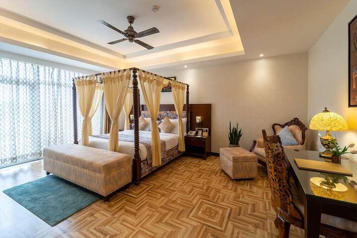 Room 20 of 56
