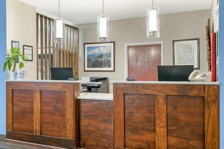 Lobby Entry
