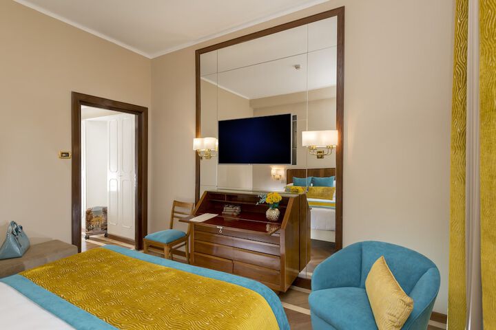 Room 55 of 161