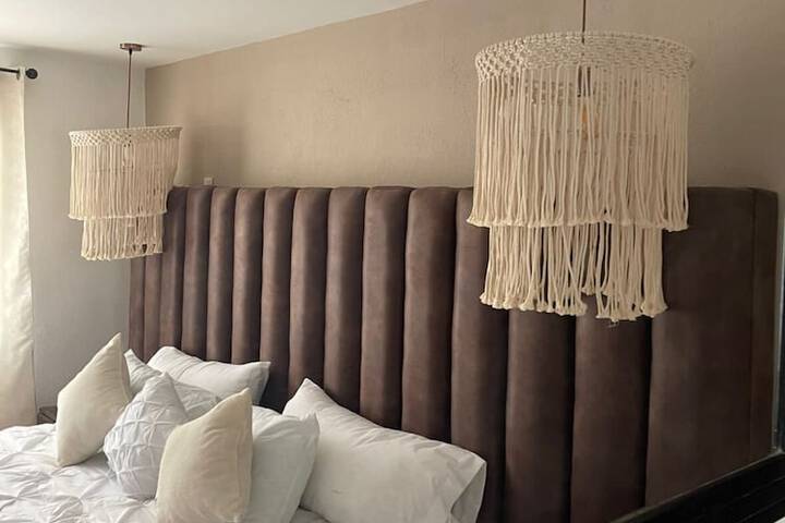 Room 5 of 25
