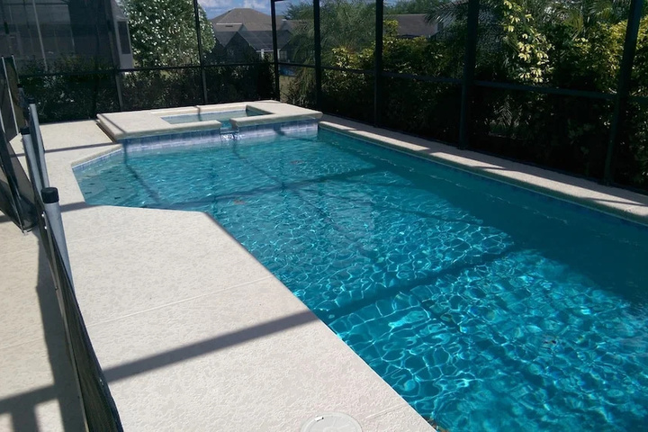 Pool 11 of 16