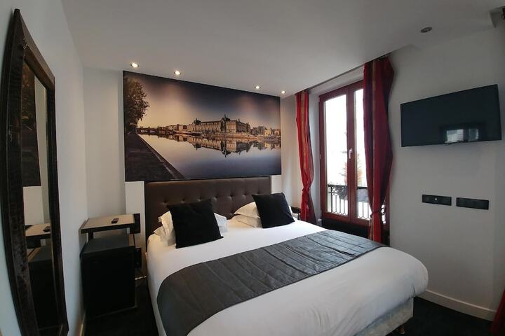 Room 62 of 173