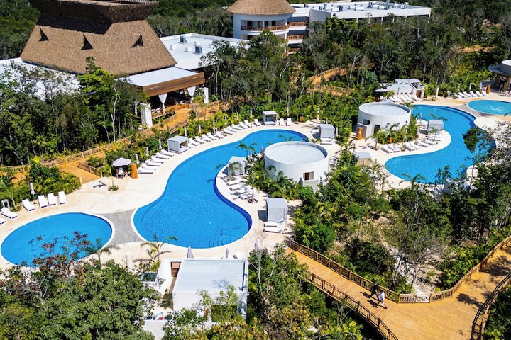 Pool 37 of 103