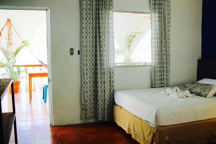 Room 27 of 68