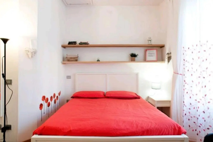 Room 3 of 11