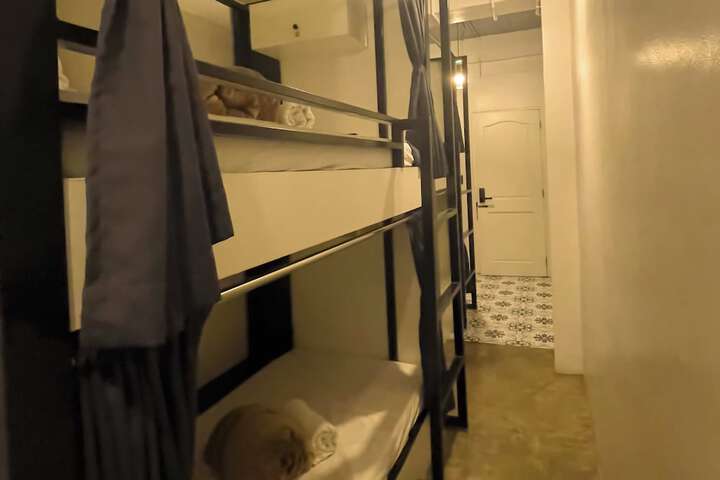 Room 31 of 45