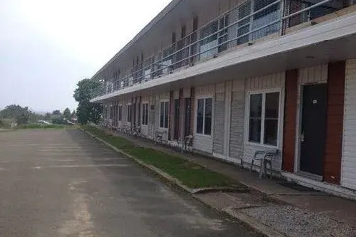 MOTEL CHANDLER