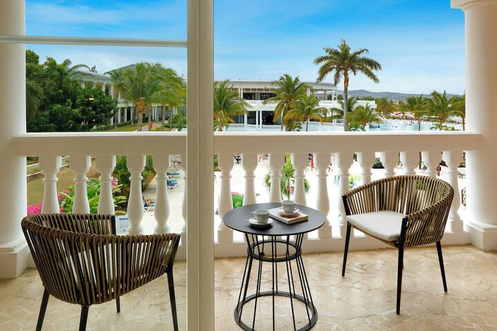 Terrace/Patio 271 of 272
