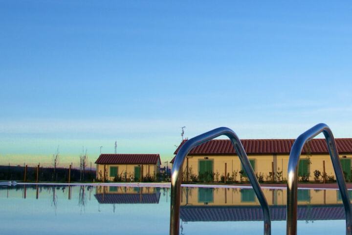 Pool Hotel