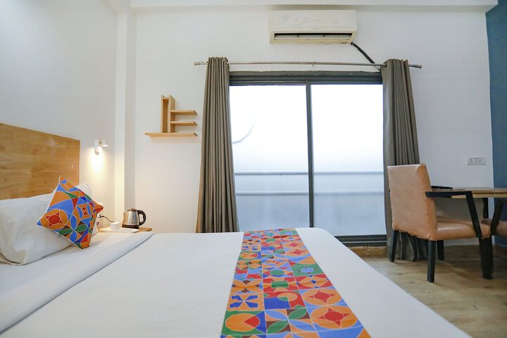 Room 18 of 33