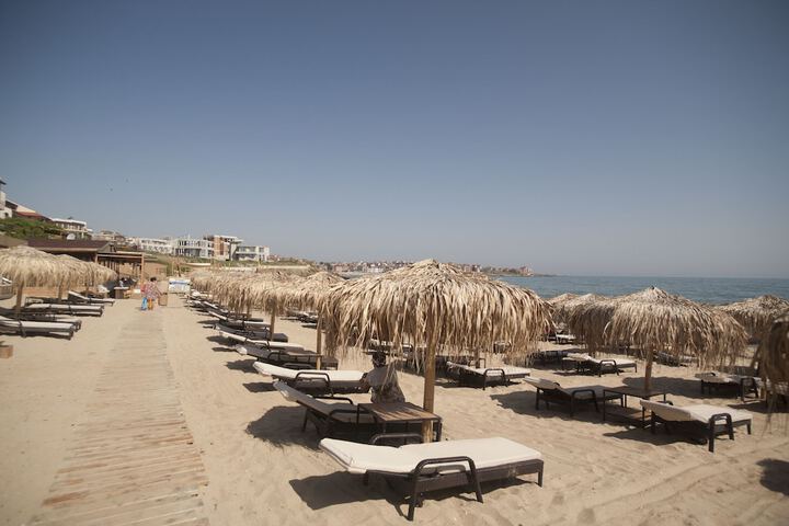 Beach 60 of 68