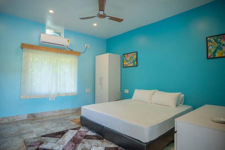 Room 3 of 7