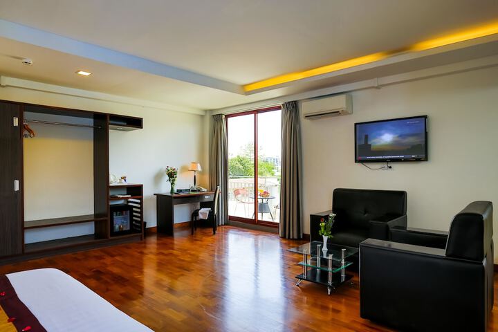 Room 45 of 78