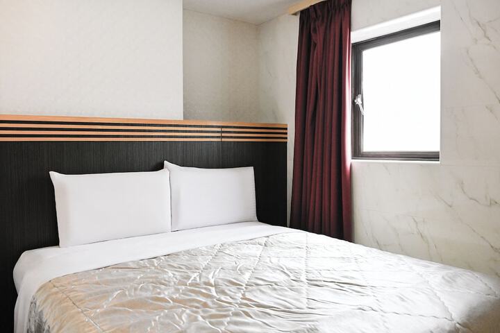 Room 33 of 70