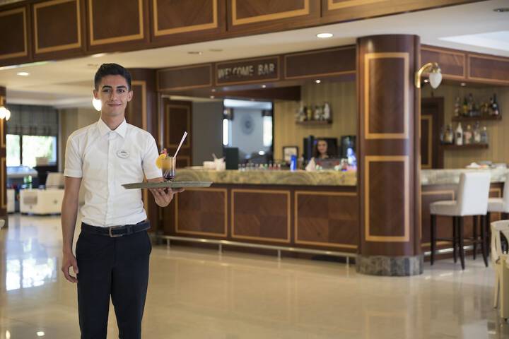 Hotel 2 of 113