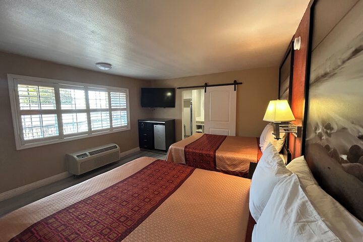 Room 6 of 21