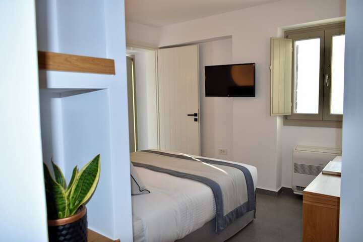 Room 29 of 40