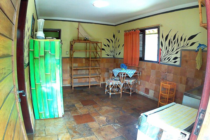 Room 10 of 122