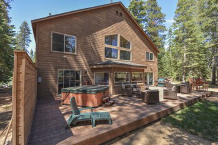 Image of Kantors Hideout by Tahoe Mountain Properties