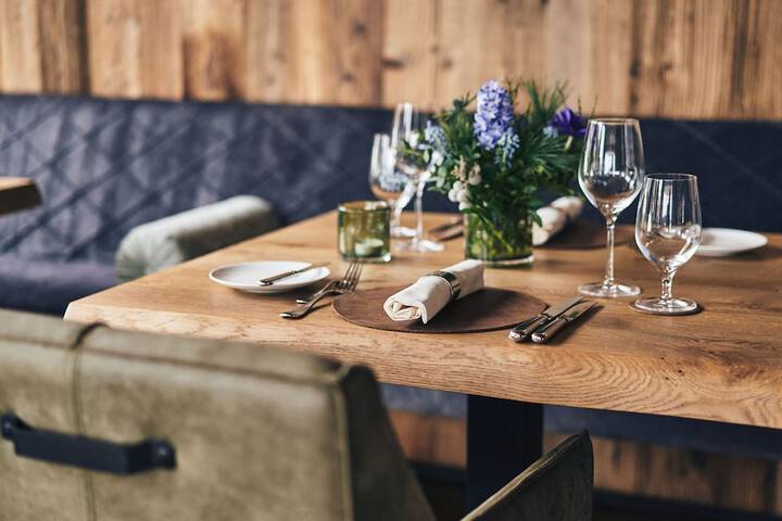 Dining 50 of 78