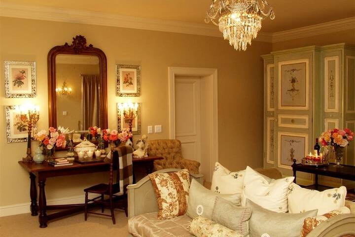Room 21 of 45