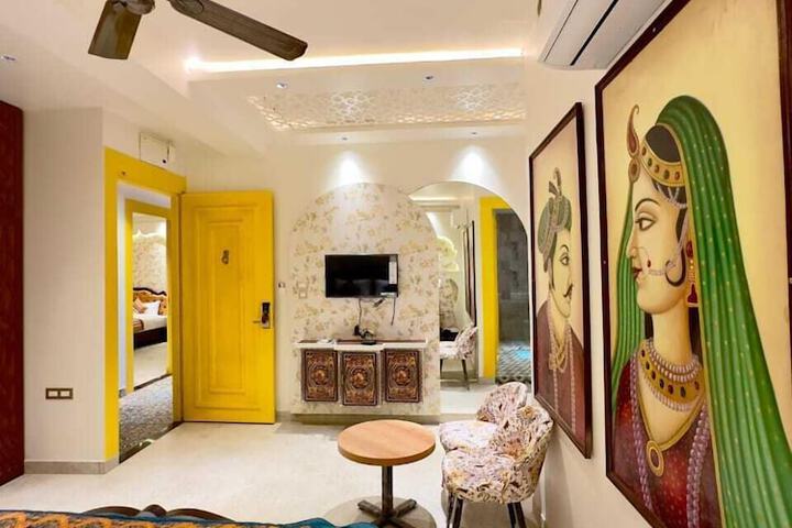 Room 29 of 66