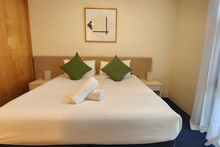 Room 16 of 105